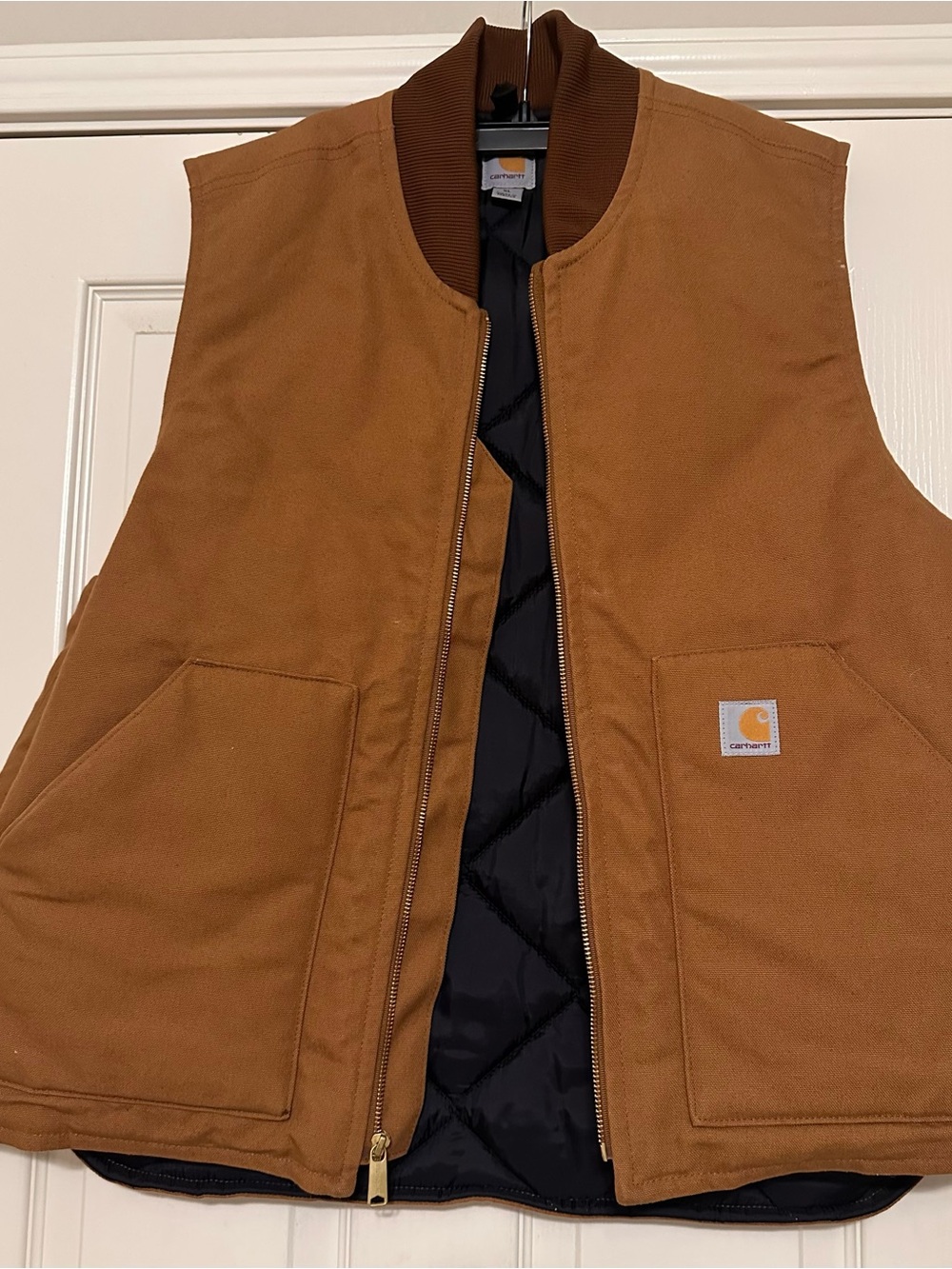 Carhartt Men's Brown Duck Work Vest-brand new. Washed but NEVER worn - Picture 4 of 4